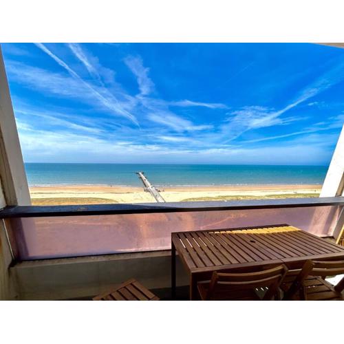 Appartement face mer avec garage, proche plage - FR-1-652-29