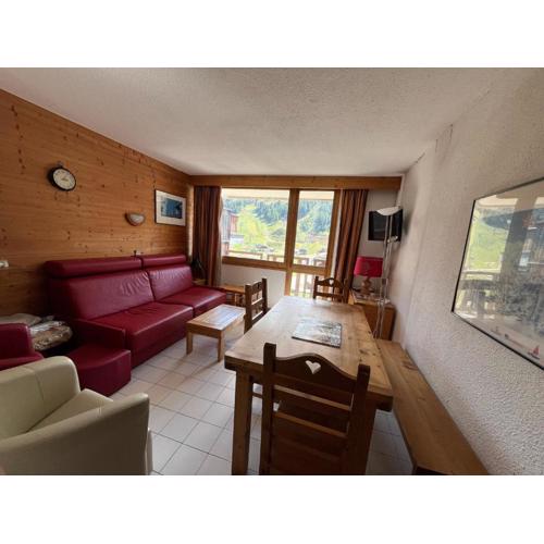 Appartement fonctionnel, 3 pièces, balcon, 7 personnes, animaux admis - FR-1-181-2420