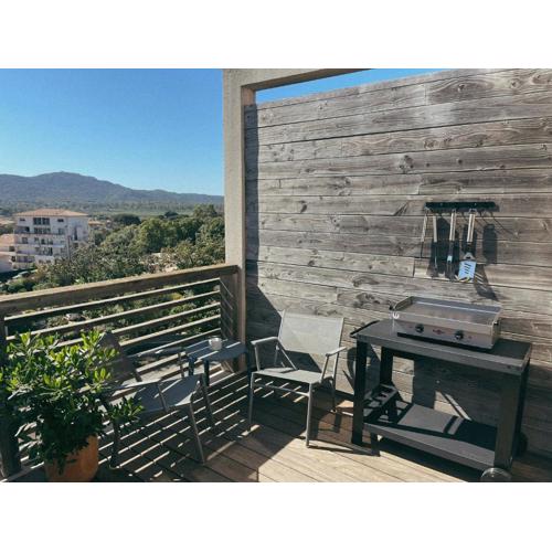 Appartement fonctionnel 4p avec piscine et vue mer