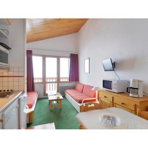 Appartement fonctionnel skis aux pieds avec balcon - FR-1-181-2296