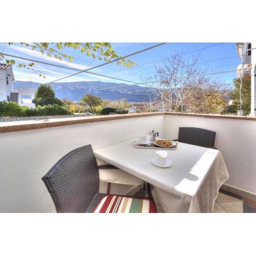 Appartement in Baška mit Grill