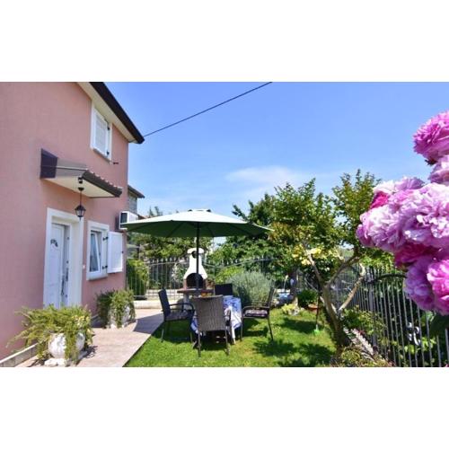Appartement in Đuba mit Privater Terrasse