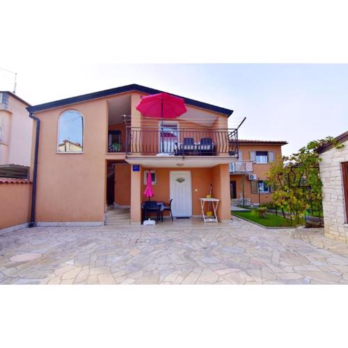 Appartement in Umag mit Schöner Terrasse