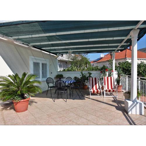 Appartement Lidija Mit Terrasse Und Meerblick