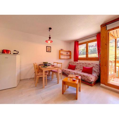 Appartement lumineux 2 pièces, accès direct aux pistes, balcon - Les Menuires - FR-1-344-1128