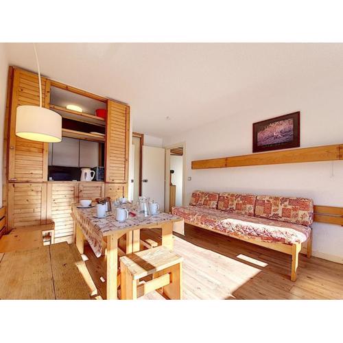 Appartement lumineux au cœur de la station avec balcon sud, accès direct aux pistes, 5 pers. - FR-1-344-1059