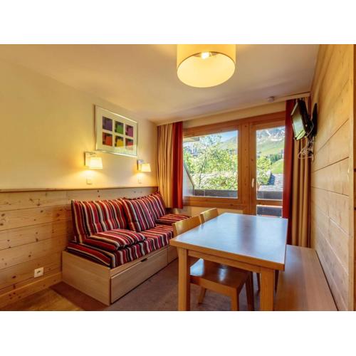 Appartement lumineux avec balcon, Wi-Fi & piscine chauffée à Plagne 1800 - FR-1-351-173