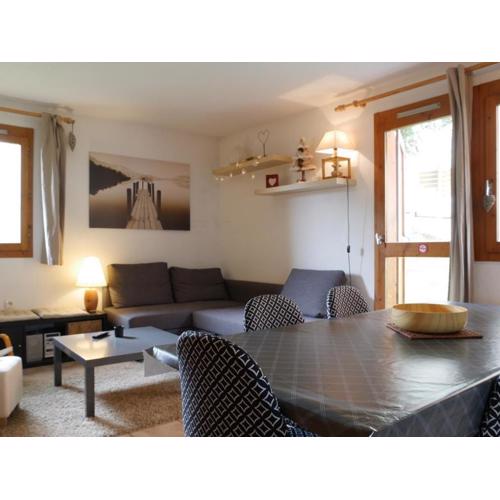 Appartement lumineux proche centre et pistes avec terrasse - FR-1-181-2711