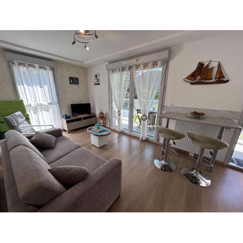 Appartement moderne 2 pièces, 4 couchages, terrasse et parking sécurisé à Saint-Jean-de-Monts - FR-1-224C-351