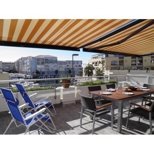Appartement moderne, 2 pièces cabine, terrasse et véranda, proche plage, parking privé - FR-1-338-133