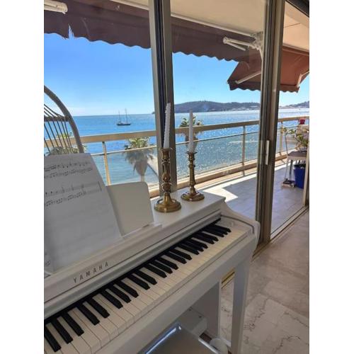 Appartement panoramique sur mer