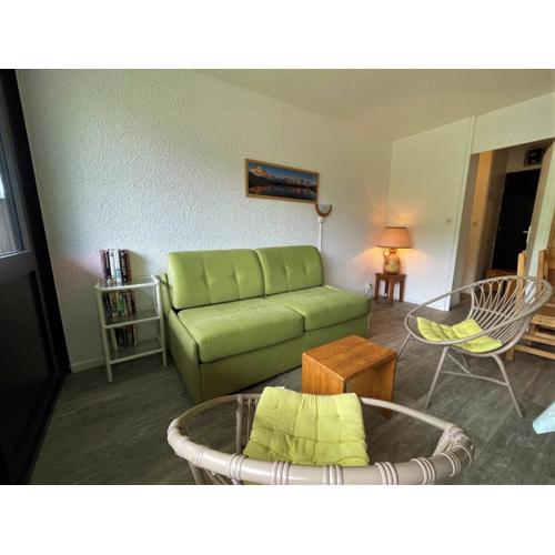 Appartement pour 6 pers, 38m², balcon sud, au pied des pistes, Les Menuires Croisette - FR-1-452-179