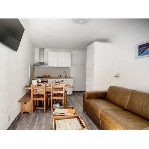 Appartement rénové, 4 pers, proche des pistes, parking gratuit - FR-1-344-958