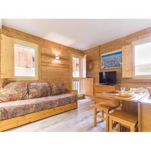 Appartement rénové proche Paradisio, 200m des pistes, balcon, TV - FR-1-181-2831