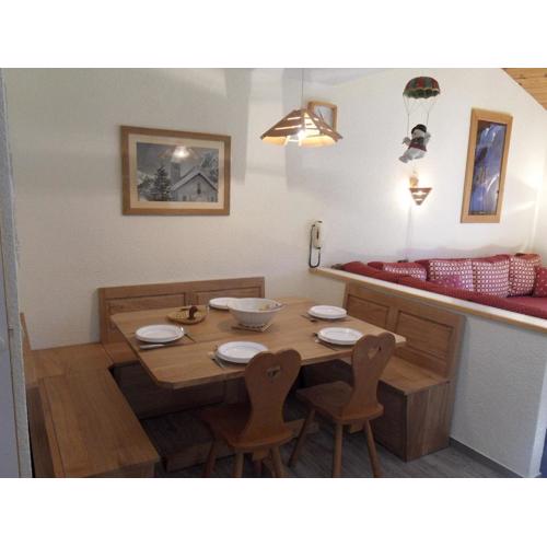Appartement skis aux pieds avec balcon - FR-1-181-2035