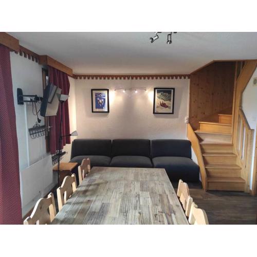 Appartement spacieux 10-12 pers, ski aux pieds, 4 chambres, proche commerces, Reberty 1850 - FR-1-452-86