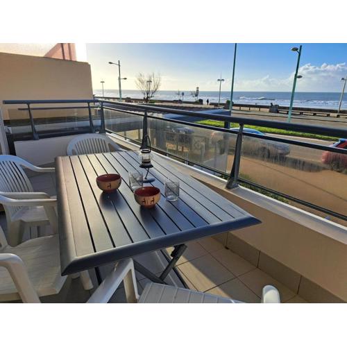 Appartement spacieux 5 pers, front de mer, centre animations, balcon, animaux admis - FR-1-323-485