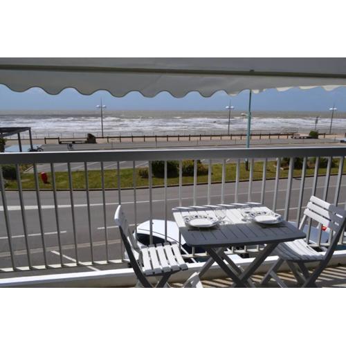 Appartement studio vue mer les pieds dans l\