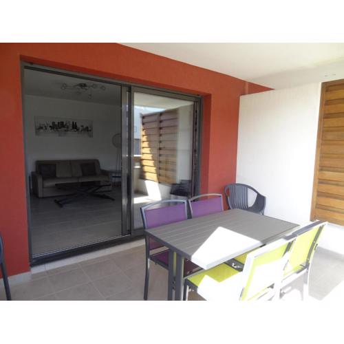 Appartement T2 avec Piscine, Proche Plage et Commerces à Sète - FR-1-472-113