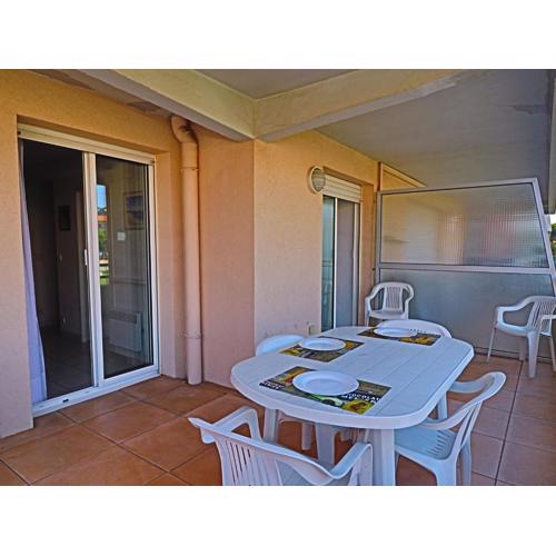Appartement T2 climatisé avec terrasse et parking privé, à 100m de la plage à Sète - FR-1-472A-218
