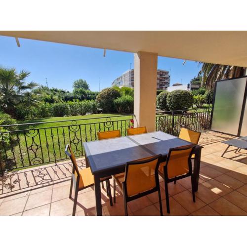 Appartement T3 climatisé en rez-de-jardin, piscine, plage et centre-ville à pied - 6 pers, Ste Maxime - FR-1-780-42