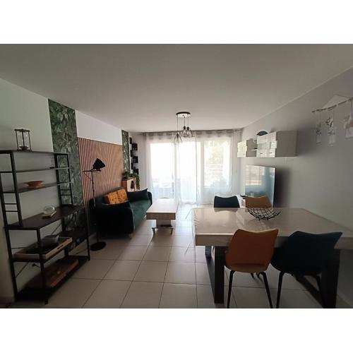Appartement T3 garage privé terrasse