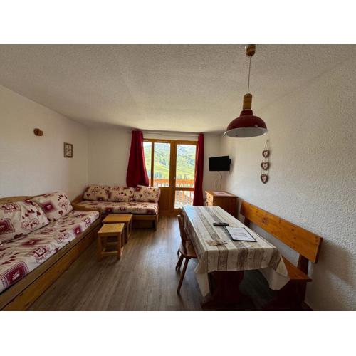 Appartement tout confort proche pistes avec balcon, WIFI, animaux admis - FR-1-181-2179