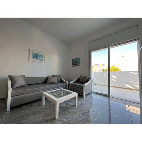 Appartement une chambre avec terrasse 3 mins de la plage de hammamet nord
