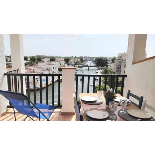 Appartement vue exceptionnelle sur les canaux