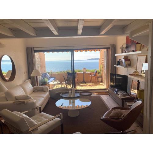 Appartement vue mer, accès privé plage, piscine