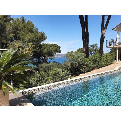 Appartement vue mer proche des plages et du centre-ville