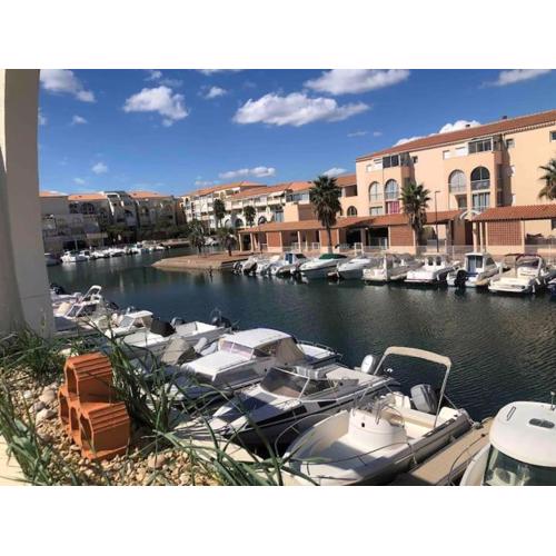 Appt 4 pers dans Marina à 300m de la plage