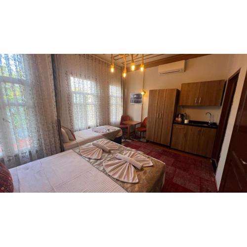 April Hotel
