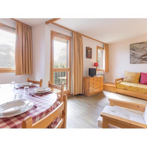 Apt Chaleureux Proche Pistes avec Balcon & TV - Montchavin - FR-1-181-2506