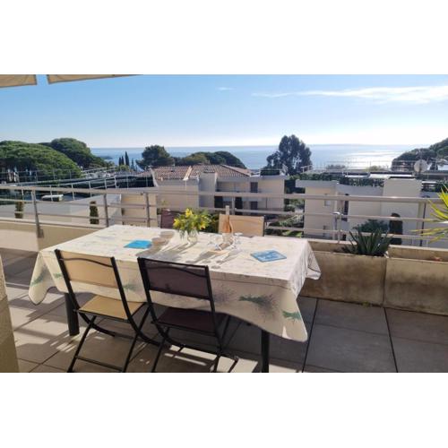 Apt With Pool Magnificent Sea View 80m To Beach