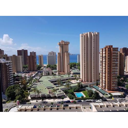 Apto en Gemelos 20 piscina y parking playa levante