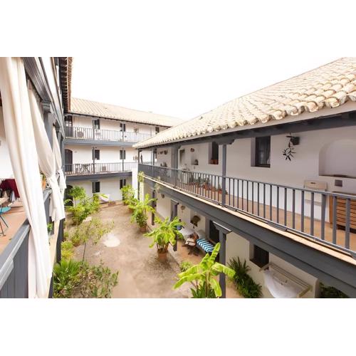 Apto En Historico Patio Andaluz