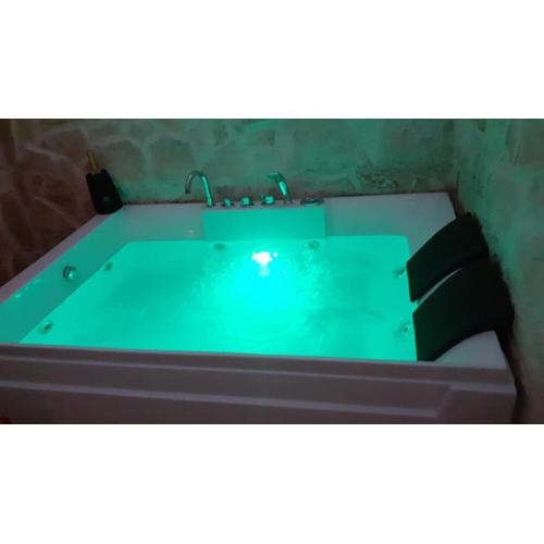 Apulia lux