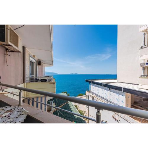 Aqua Vista Apartment