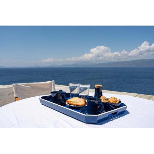 Aqua Vista Apartments with private seafront