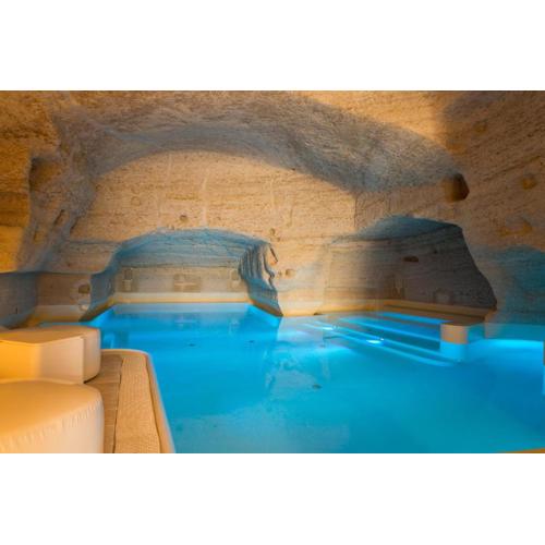 Aquatio Cave Luxury Hotel & SPA