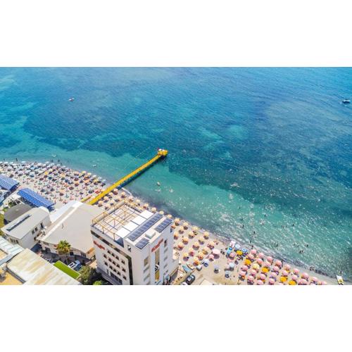 Aragosta Hotel
