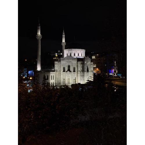 Aram Edessa Hotel