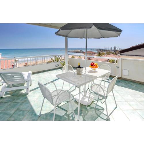 Archimede, appartamento con vista in centro a Marina di Ragusa