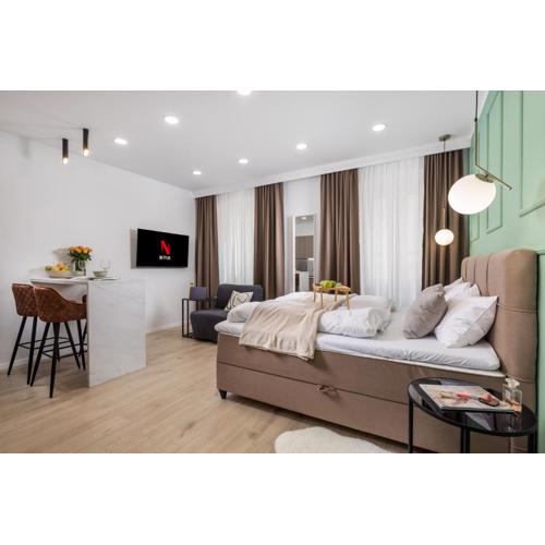 Area2 Center Luxury Apartment