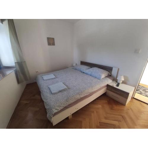 Aretha apartman i sobe