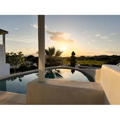 Argana Home sleeps 5 Plaka beach with private pool