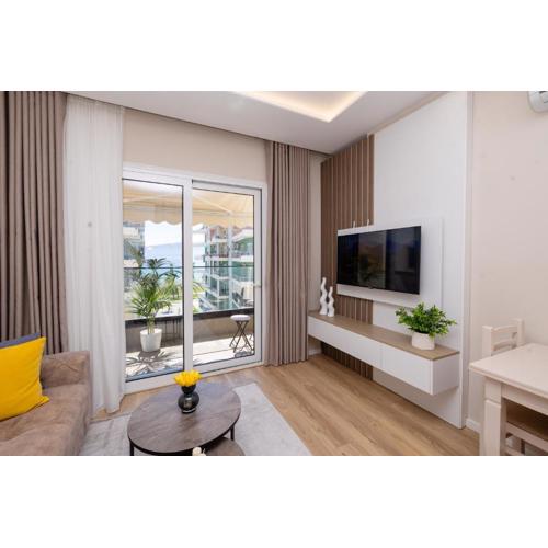 Aria Blu Vlore