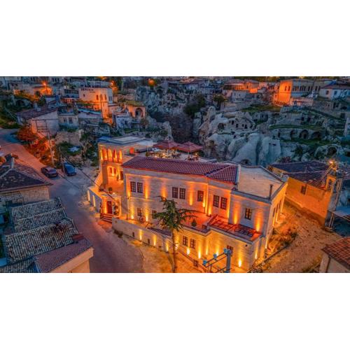 ARIEN CAVE Hotel