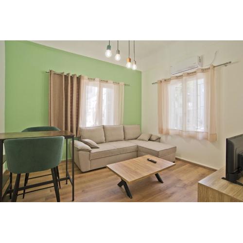 AristeaSpacious 2BR Athens Home, WiFi, AC